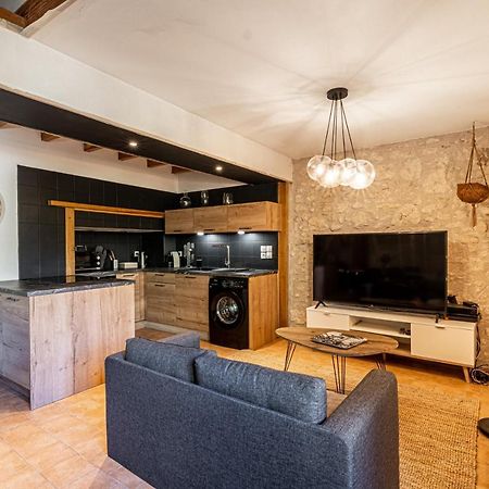 Superbe Appartement, Situe Au Coeur De La Ville. Auch Zewnętrze zdjęcie